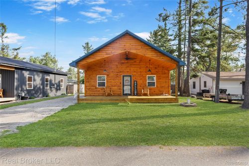 791 Lancewood St, Gaylord, MI, 49735-9443 | Card Image