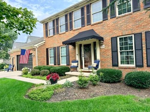 7334 Crossett Ct, Canal Winchester, OH, 43110-9078 | Card Image