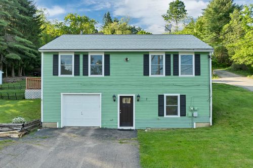 3 Edwards Street, Tilton, NH, 03276 | Card Image