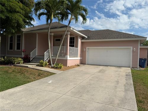 7899 Sandel Wood Cir W, Fort Myers, FL, 33908-4229 | Card Image