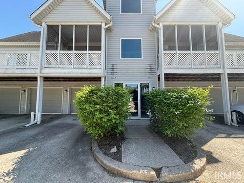 1326 S College Mall Rd, Bloomington, IN, 47401-6593 | Card Image