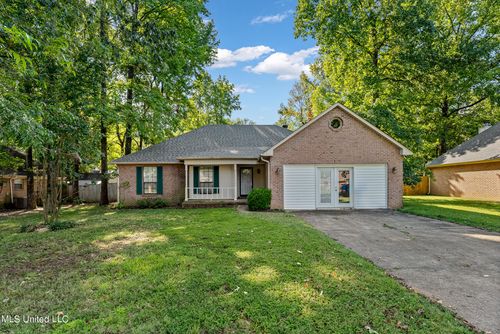 5827 Southbend Lane, Olive Branch, MS, 38654 | Card Image