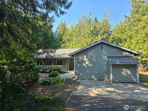 660 Peter Hagen Rd W, Seabeck, WA, 98380-9234 | Card Image