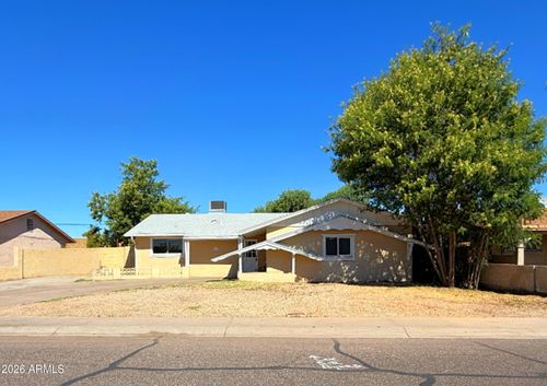 6116 W Monterey Way, Phoenix, AZ, 85033-5324 | Card Image