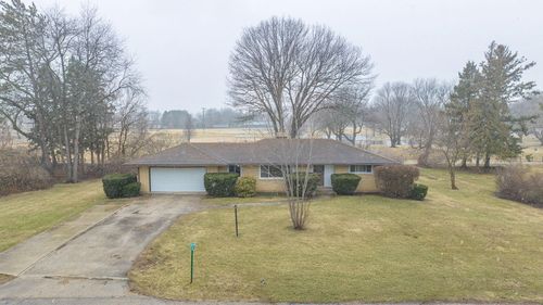 1854 N Weller Dr, MOUNT MORRIS, IL, 61054-1642 | Card Image
