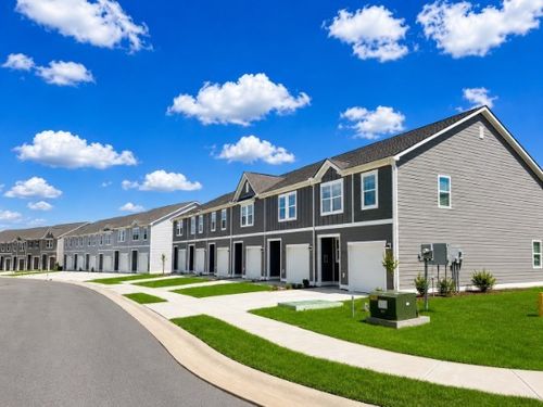 219 Darlington Drive, Dickson, TN, 37055 | Card Image