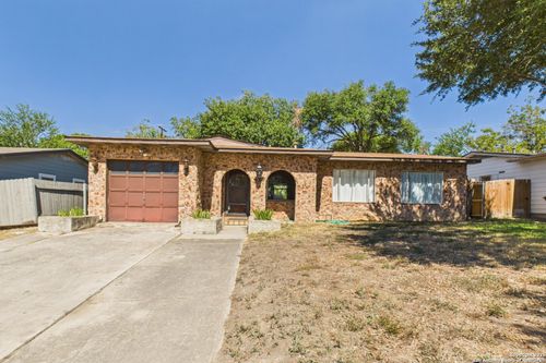 235 Lively Dr, San Antonio, TX, 78213-2945 | Card Image