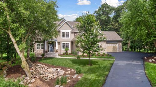 3027 135th Ave Ne, Ham Lake, MN, 55304-4789 | Card Image