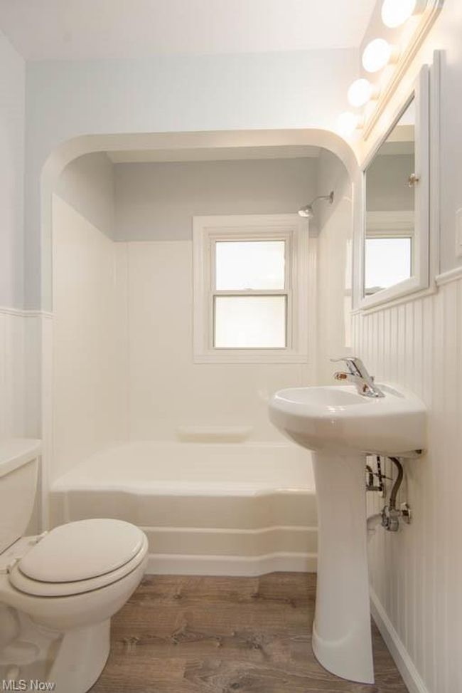 1923 Chestnut Boulevard, Sold in Cuyahoga Falls Zoocasa