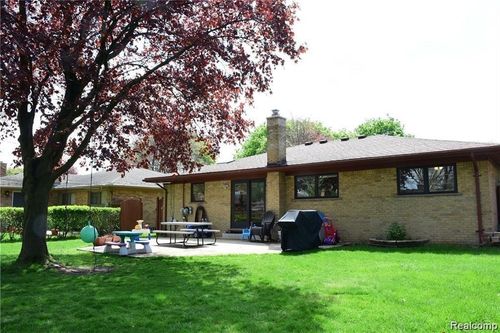 15142 Susanna St, Livonia, MI, 48154-4859 | Card Image