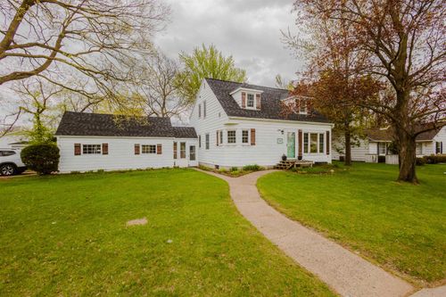 360 1st Street, Port Edwards, WI, 54469 | Card Image