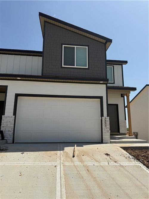 17d-3321 Ne 87th Street, Kansas City, MO, 64156 | Card Image
