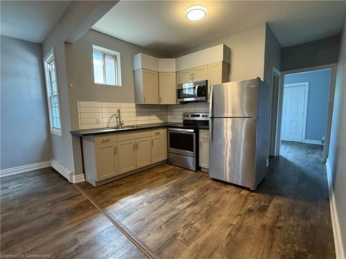 2-590 Main St E, Hamilton, ON, L8M1J6 | Card Image