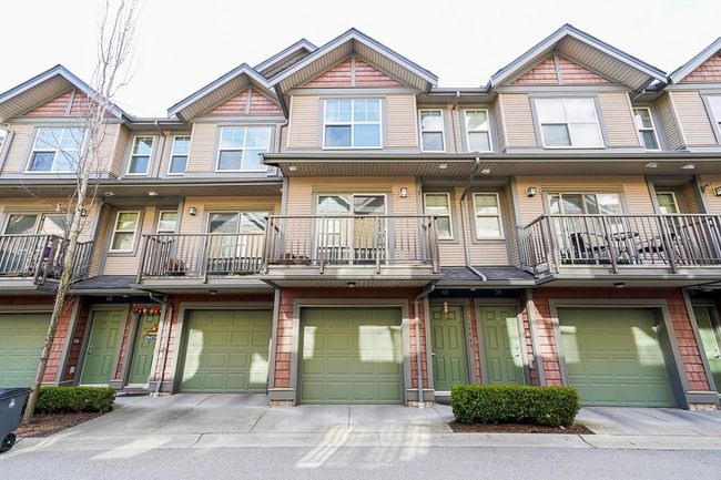 40 - 7121 192 Street, Townhouse with 4 bedrooms, 2 bathrooms and 1 parking in Surrey BC | Image 2