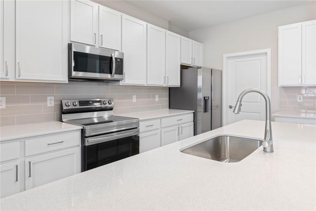 2219 Arnet St, House other with 3 bedrooms, 2 bathrooms and null parking in PORT CHARLOTTE FL | Image 9