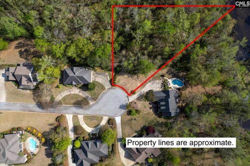 145 Autumn Oaks Ln, Lexington, SC, 29073-7148 | Card Image