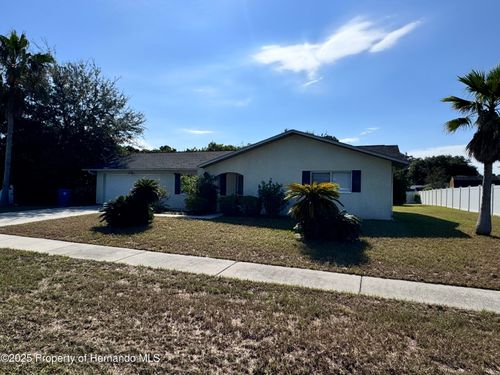 3480 Plaza Ave, SPRING HILL, FL, 34608-3947 | Card Image