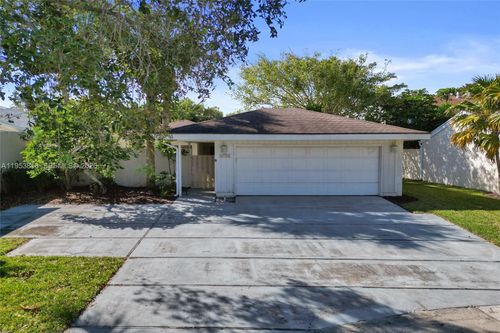 17115 Bay St, Jupiter, FL, 33477-1211 | Card Image