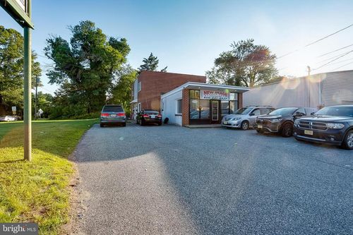 504 N White Horse Pike, STRATFORD, NJ, 08084-1114 | Card Image