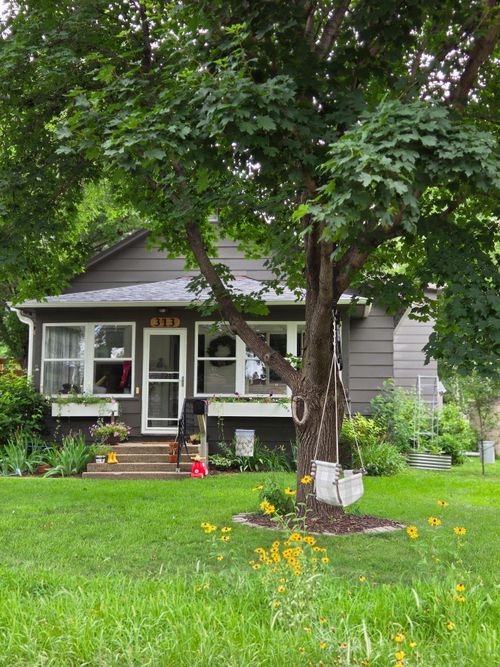 313 Stephens Ave, Ortonville, MN, 56278-1349 | Card Image