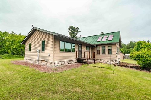 W1030 Reshel Rd, Pittsville, WI, 54466-9136 | Card Image