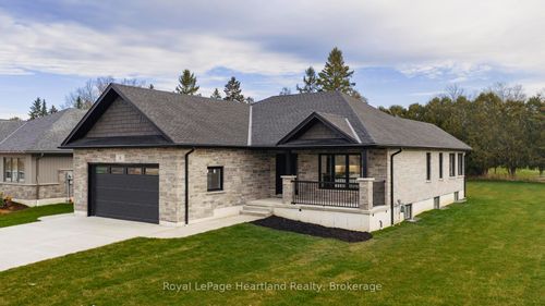 31 Galen Street, South Bruce, ON, N0G2S0 | Card Image