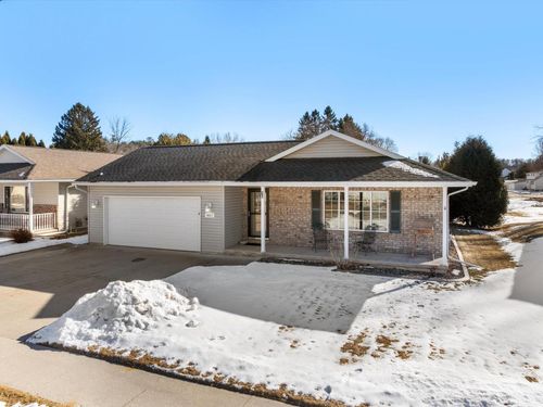 4017 Delta Street, Manitowoc, WI, 54220 | Card Image