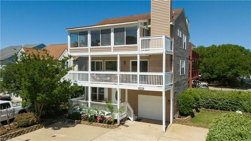 2300 Walke St, Virginia Beach, VA, 23451-1425 | Card Image