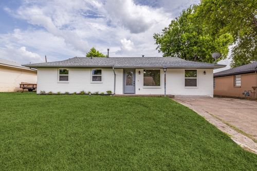 910 Darlene Ln, Arlington, TX, 76010-5808 | Card Image
