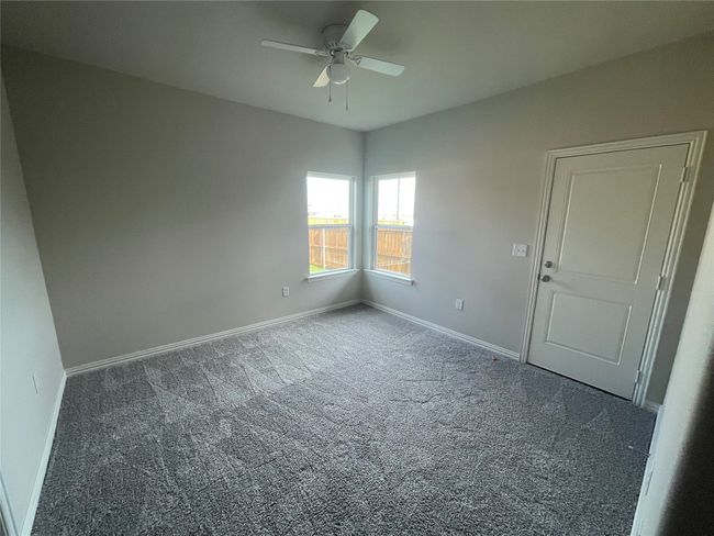 2829 Peony Dr, Home with 3 bedrooms, 2 bathrooms and null parking in Sherman TX | Image 5
