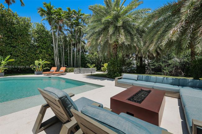 7233 Los Pinos Blvd, House other with 5 bedrooms, 6 bathrooms and null parking in Coral Gables FL | Image 37