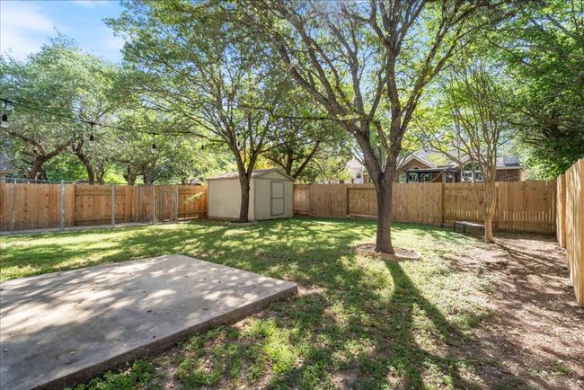Backyard - shed, dog run | Image 35