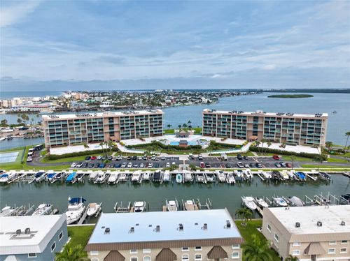 704w-1 Key Capri, TREASURE ISLAND, FL, 33706-4937 | Card Image