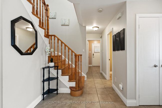 36 Laverock St, House other with 4 bedrooms, 3 bathrooms and 4 parking in Tottenham ON | Image 10