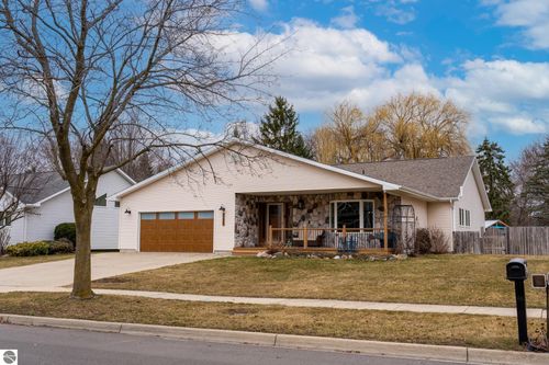 1225 Abbey Ln, Mt Pleasant, MI, 48858-9137 | Card Image
