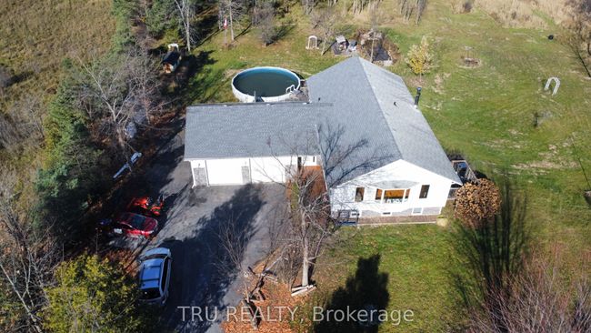 1060 7 Th Line, House other with 5 bedrooms, 3 bathrooms and 10 parking in Carleton Place ON | Image 4