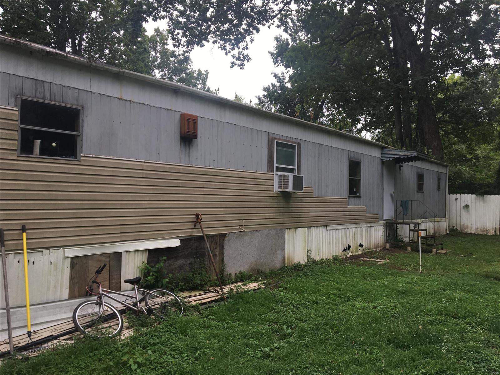 Lakeshore Dr, Bismarck, MO 63624
