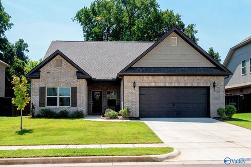 202 Saddle St, New Market, AL, 35761-2802 | Card Image