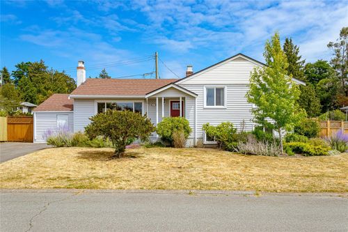 3231 Frechette St, Saanich, BC, V8P4N8 | Card Image