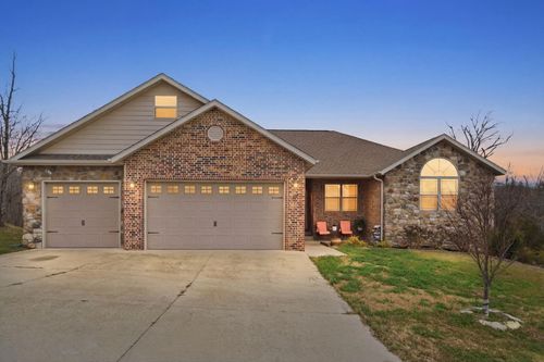 479 Southview Dr, Branson, MO, 65616-7398 | Card Image