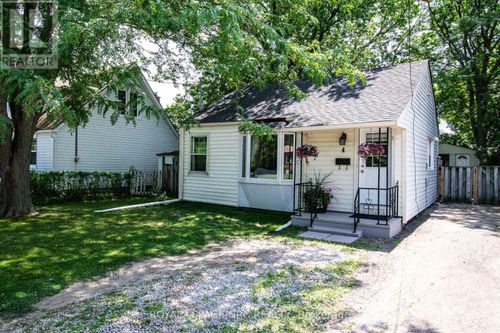 4 Glen Ave, St. Catharines, ON, L2S1L1 | Card Image