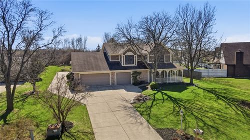 392 Copper Beech Court, Washington Twp, OH, 45459 | Card Image