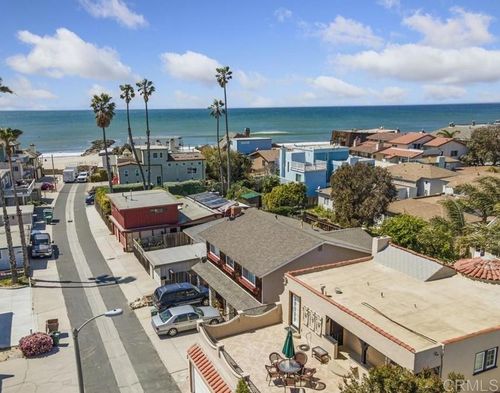 1157 Winthrop Ln, VENTURA, CA, 93001-4047 | Card Image