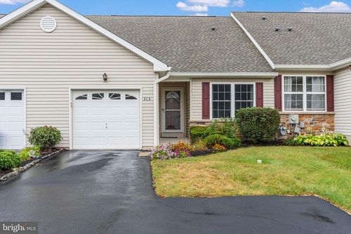 315 Jefferson Ct, ROYERSFORD, PA, 19468-3467 | Card Image