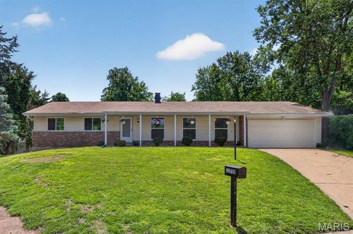 12700 Karenway Ct, Saint Louis, MO, 63146-4415 | Card Image