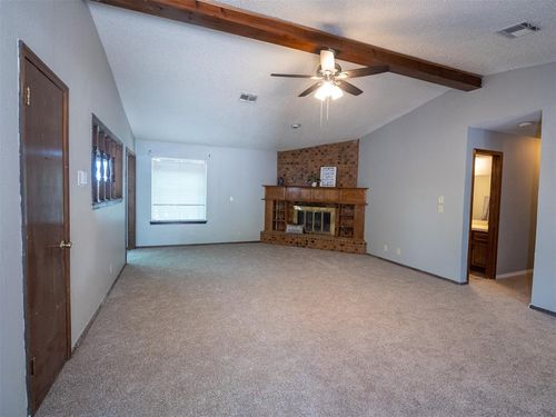 2101 Natchez Dr, Norman, OK, 73071-2025 | Card Image