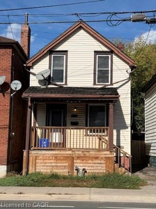 1087 Cannon St E, Hamilton, ON, L8L2J3 | Card Image