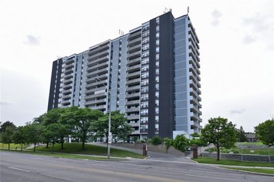 1610 - 2055 Upper Middle Rd, Condo with 2 bedrooms, 1 bathrooms and 2 parking in Burlington ON | Image 1