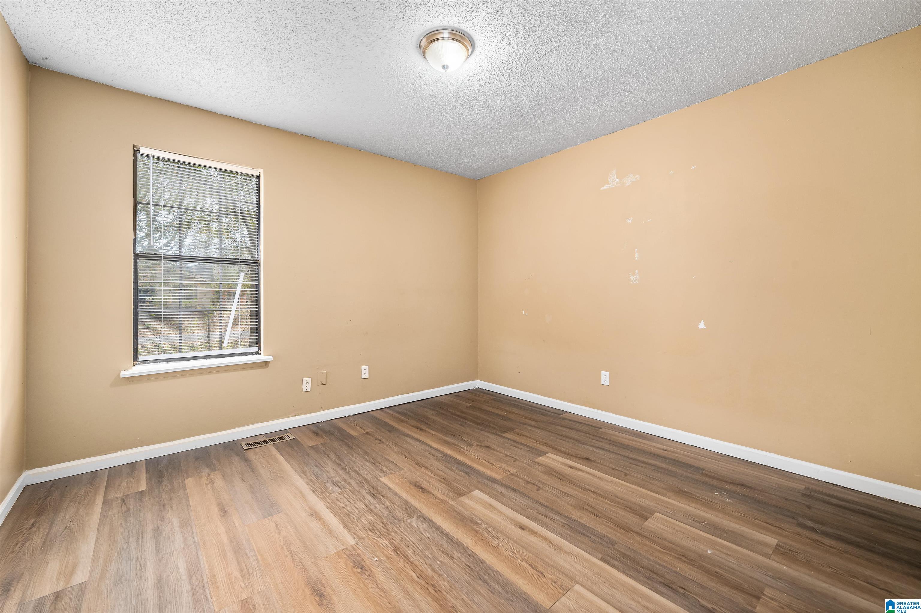 Residential in BESSEMER 3