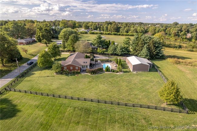 5142 Scottsville Rd, Home with 3 bedrooms, 3 bathrooms and null parking in Floyds Knobs IN | Image 63